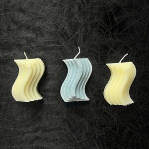 Unique Candle- Swirl shape